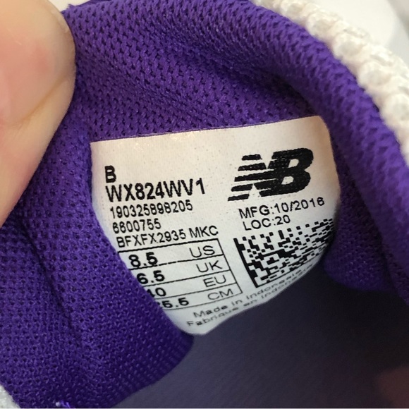 New Balance 824 • Women's Training Sneakers • Size: 8.5 - Picture 9 of 11